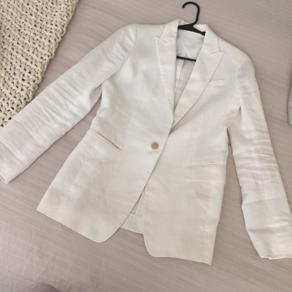 Uniqlo Linen Blazer